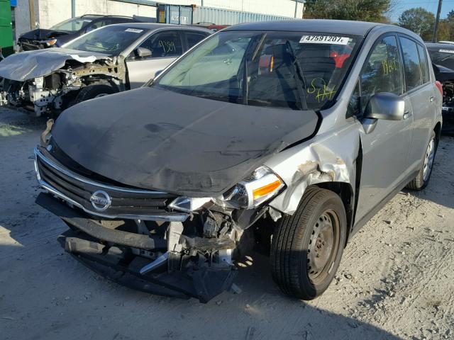 3N1BC1CP6AL454808 - 2010 NISSAN VERSA S SILVER photo 2