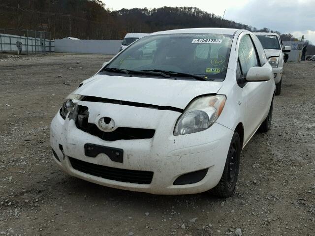 JTDJT4K32B5336295 - 2011 TOYOTA YARIS WHITE photo 2