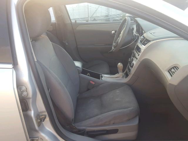 1G1ZA5EB3AF104999 - 2010 CHEVROLET MALIBU LS ვერცხლისფერი ფოტო 5