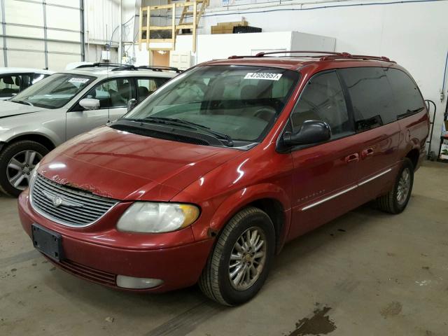 2C8GP64L11R263914 - 2001 CHRYSLER TOWN & COU RED photo 2