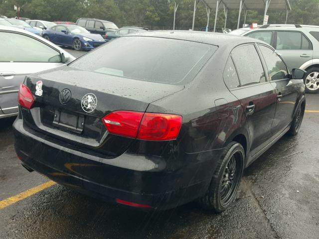 3VW2K7AJ4CM327213 - 2012 VOLKSWAGEN JETTA BASE BLACK photo 4
