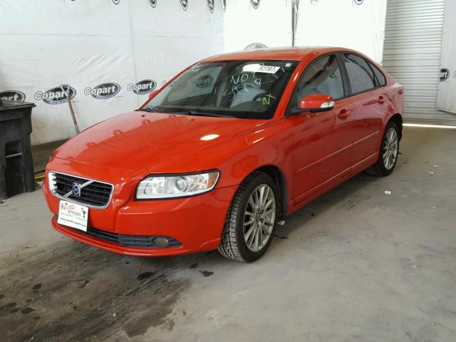 YV1382MSXA2498916 - 2010 VOLVO S40 2.4I RED photo 2