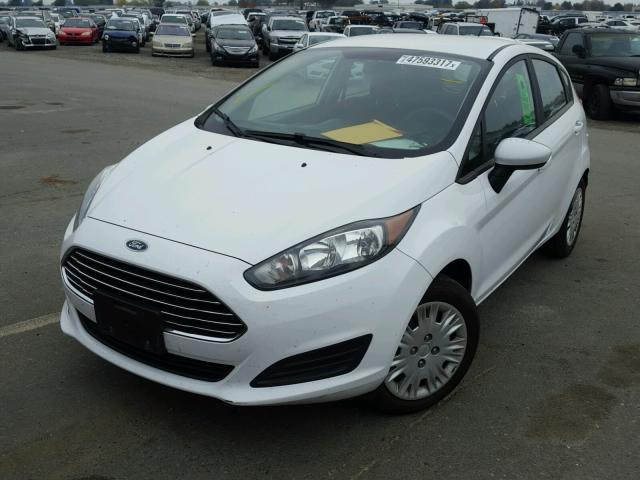 3FADP4TJ0GM157257 - 2016 FORD FIESTA S WHITE photo 2