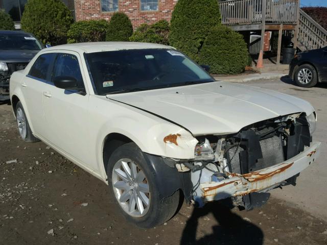 2C3KA43R58H136773 - 2008 CHRYSLER 300 LX WHITE photo 1