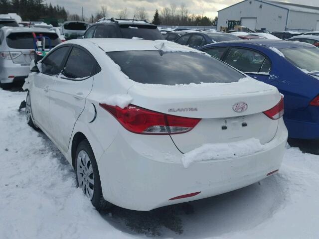 5NPDH4AE1DH350421 - 2013 HYUNDAI ELANTRA GL WHITE photo 3