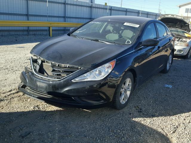 5NPEB4AC2BH129699 - 2011 HYUNDAI SONATA GLS BLACK photo 2