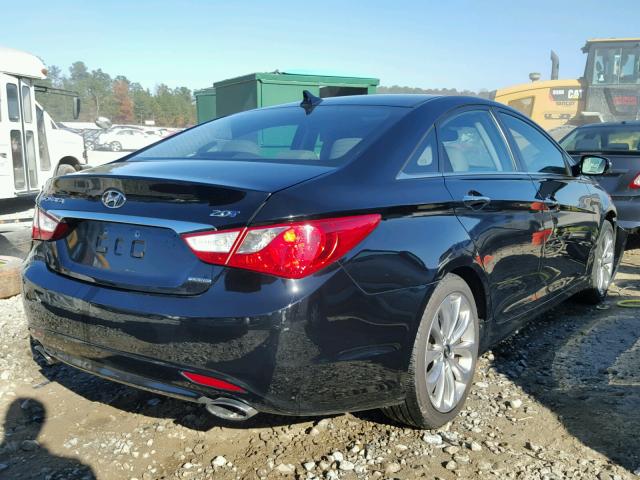 5NPEC4AB7BH190955 - 2011 HYUNDAI SONATA SE BLACK photo 4