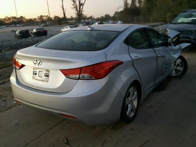 5NPDH4AE8CH070817 - 2012 HYUNDAI ELANTRA GL SILVER photo 4