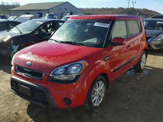 KNDJT2A58D7598417 - 2013 KIA SOUL RED photo 2