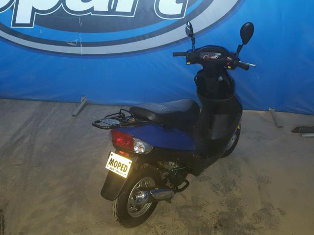 LT4Z1NAA3HZ000966 - 2017 OTHR MOPED BLUE photo 4