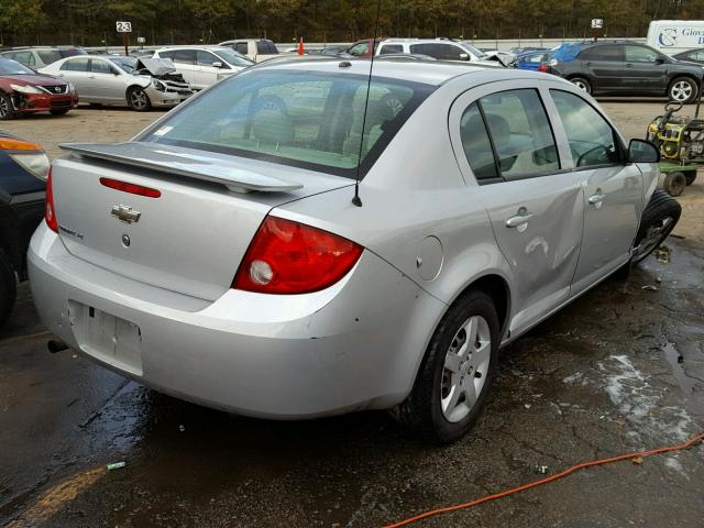 1G1AL58F387289226 - 2008 CHEVROLET COBALT LT SILVER photo 4