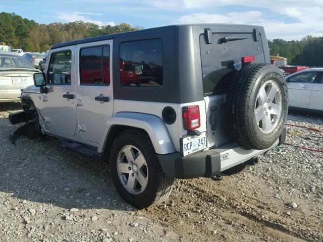 1J4GA59159L731453 - 2009 JEEP WRANGLER U SILVER photo 3