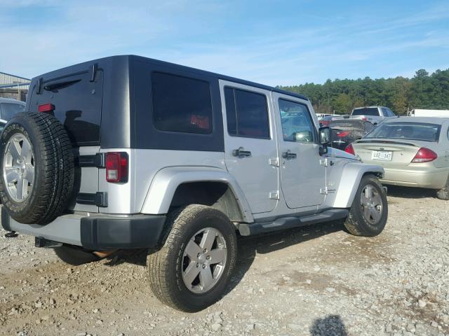 1J4GA59159L731453 - 2009 JEEP WRANGLER U SILVER photo 4