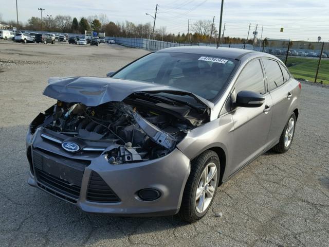 1FADP3F21EL269952 - 2014 FORD FOCUS SE GRAY photo 2