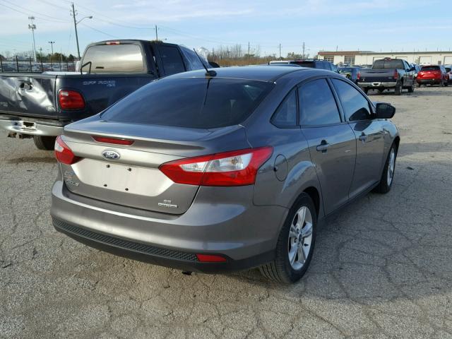 1FADP3F21EL269952 - 2014 FORD FOCUS SE GRAY photo 4