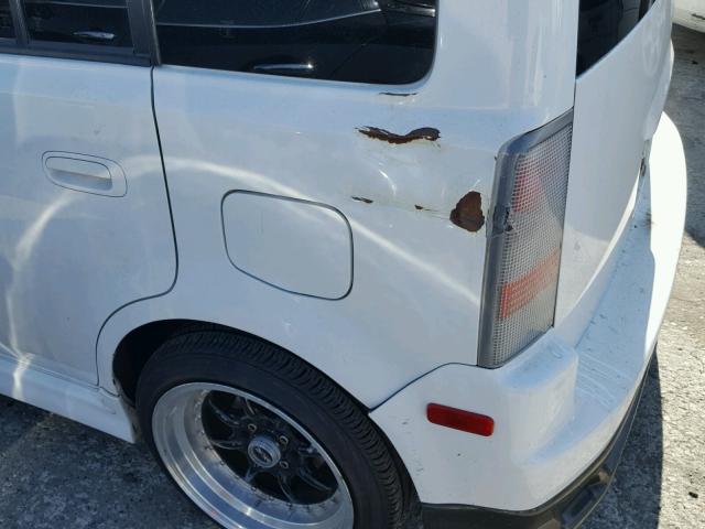 JTLKT334X64086889 - 2006 TOYOTA SCION XB Blanco foto 9