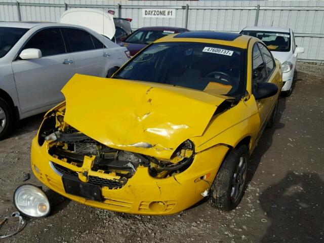 1B3ES56C44D604844 - 2004 DODGE NEON SXT YELLOW photo 2