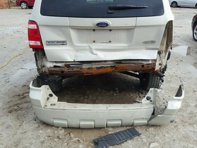 1FMCU931X8KA27602 - 2008 FORD ESCAPE XLT BEIGE photo 9