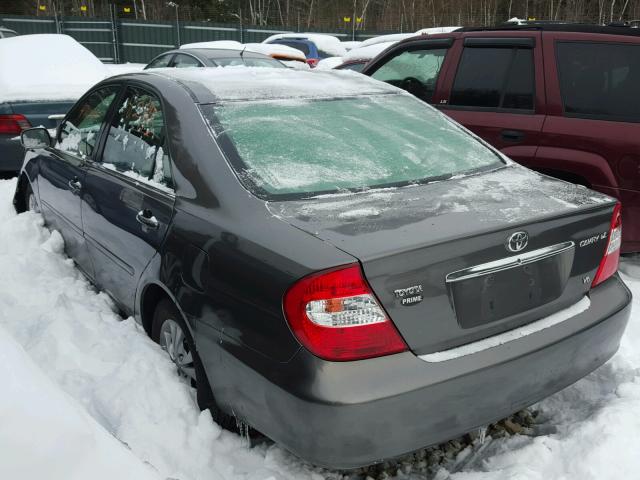 4T1BF32K14U579811 - 2004 TOYOTA CAMRY LE 灰色 照片 3