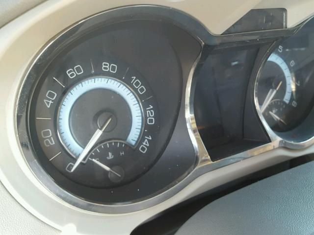 1G4GF5E37DF215175 - 2013 BUICK LACROSSE P WHITE photo 8