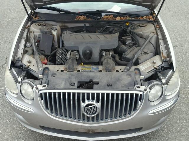 2G4WD582781150149 - 2008 BUICK LACROSSE C SILVER photo 7