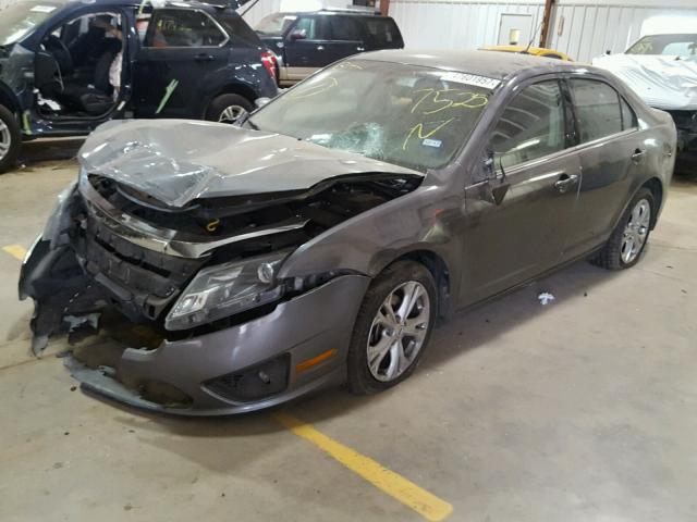 3FAHP0HA9CR207525 - 2012 FORD FUSION SE GRAY photo 2