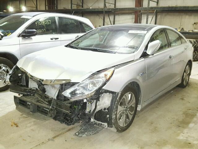 KMHEC4A45DA067081 - 2013 HYUNDAI SONATA HYB SILVER photo 2