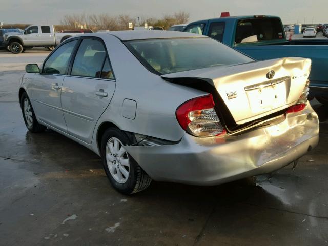 4T1BE30K74U792025 - 2004 TOYOTA CAMRY LE SILVER photo 3