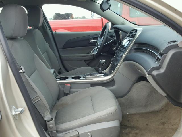 1G11B5SA8DF197402 - 2013 CHEVROLET MALIBU LS 棕色 照片 5