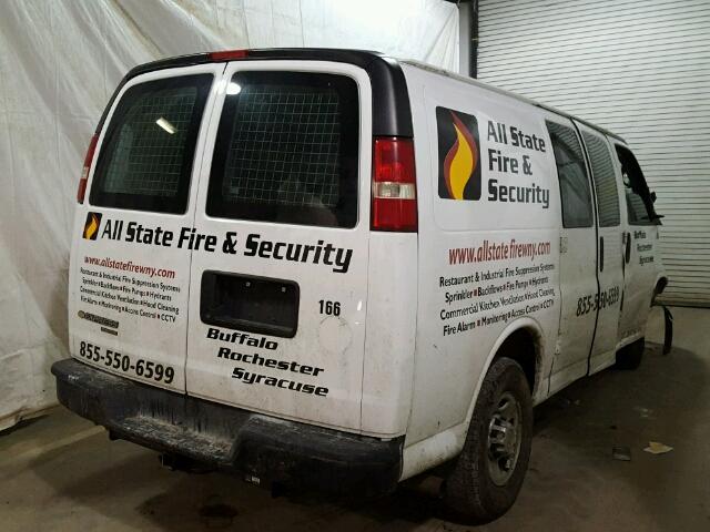 1GCWGFBA6E1103066 - 2014 CHEVROLET EXPRESS G2 WHITE photo 4