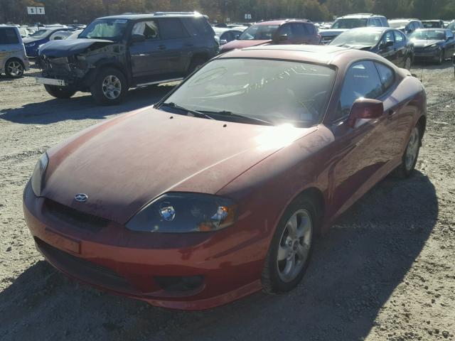 KMHHM65D45U185574 - 2005 HYUNDAI TIBURON BURGUNDY photo 2