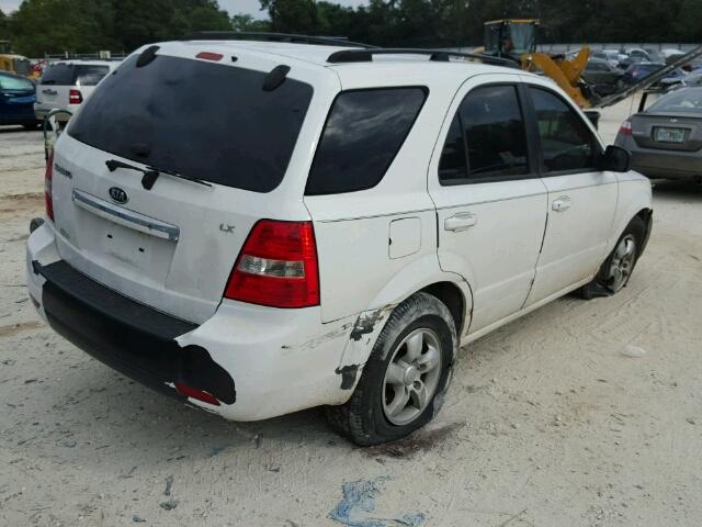 KNDJD735085761165 - 2008 KIA SORENTO EX WHITE photo 4