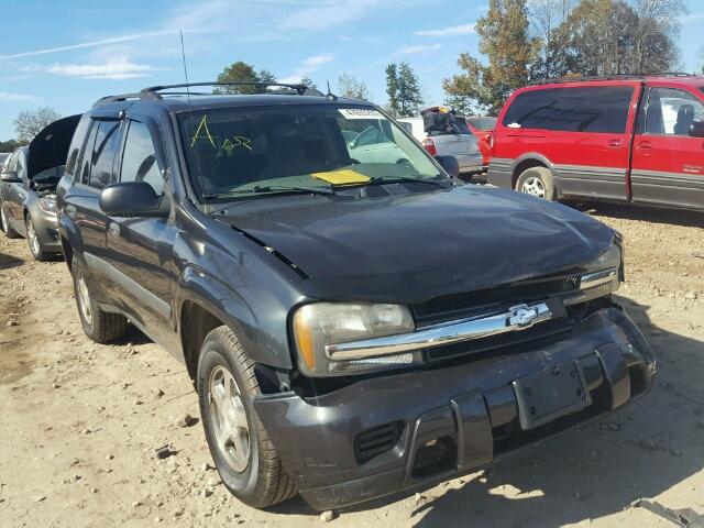 1GNDT13S852378999 - 2005 CHEVROLET TRAILBLAZE CHARCOAL photo 1