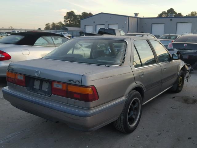 1HGCA5538KA084612 - 1989 HONDA ACCORD LX GRAY photo 4