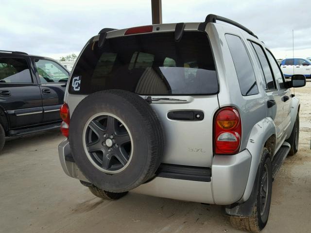 1J4GK38K82W351622 - 2002 JEEP LIBERTY RE SILVER photo 4