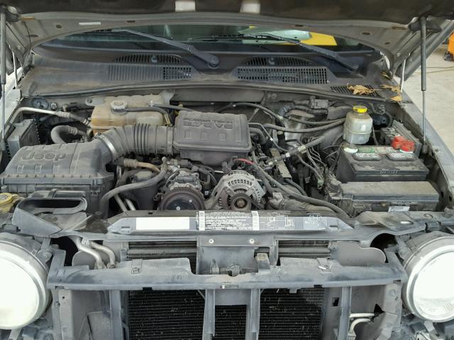 1J4GK38K82W351622 - 2002 JEEP LIBERTY RE SILVER photo 7