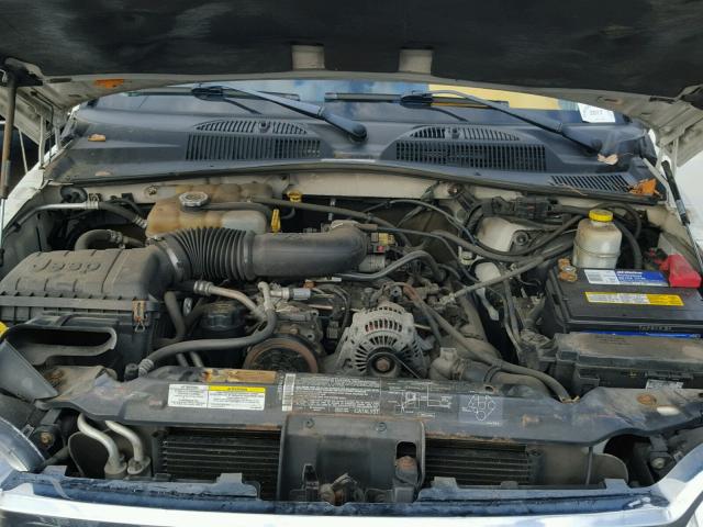 1J4GL58K95W606100 - 2005 JEEP LIBERTY LI WHITE photo 7