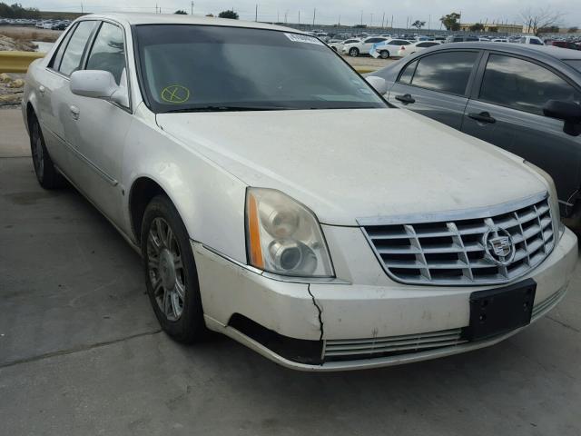 1G6KD57Y98U204356 - 2008 CADILLAC DTS WHITE photo 1