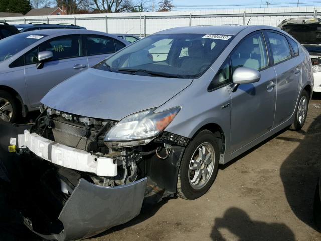 JTDKN3DU9A0037218 - 2010 TOYOTA PRIUS SILVER photo 2