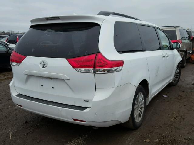 5TDYK3DC4BS145996 - 2011 TOYOTA SIENNA XLE WHITE photo 4