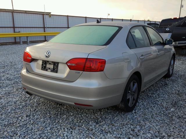 3VW3L7AJ1CM119243 - 2012 VOLKSWAGEN JETTA TDI TAN photo 4