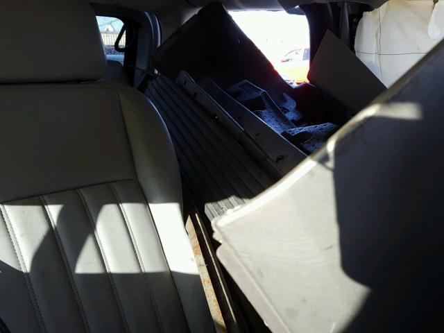 5LMEU68HX5ZJ06863 - 2005 LINCOLN AVIATOR 银色 照片 6