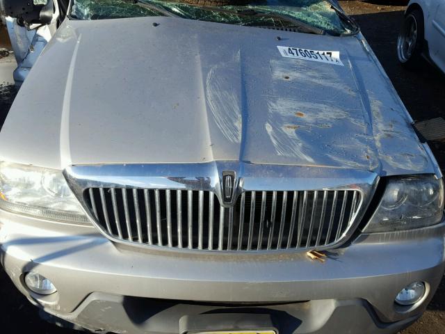5LMEU68HX5ZJ06863 - 2005 LINCOLN AVIATOR 银色 照片 7