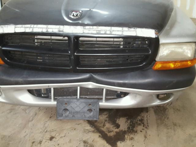 1B7GL22X41S315062 - 2001 DODGE DAKOTA GRAY photo 9