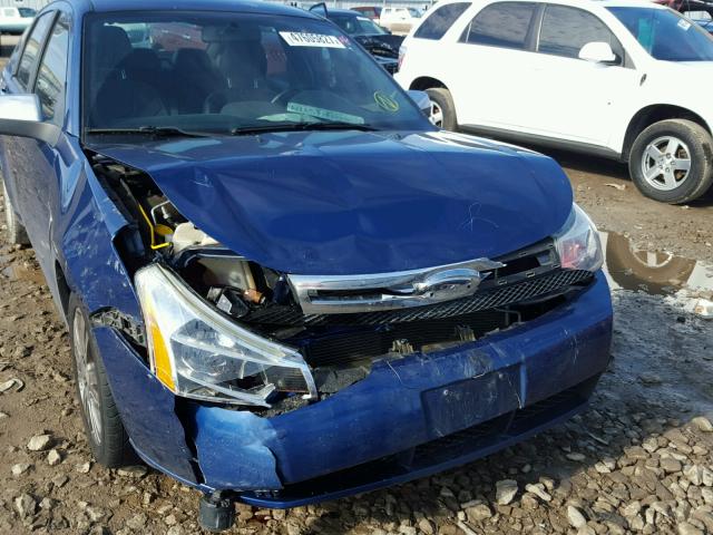 1FAHP37NX9W142003 - 2009 FORD FOCUS SEL BLUE photo 9