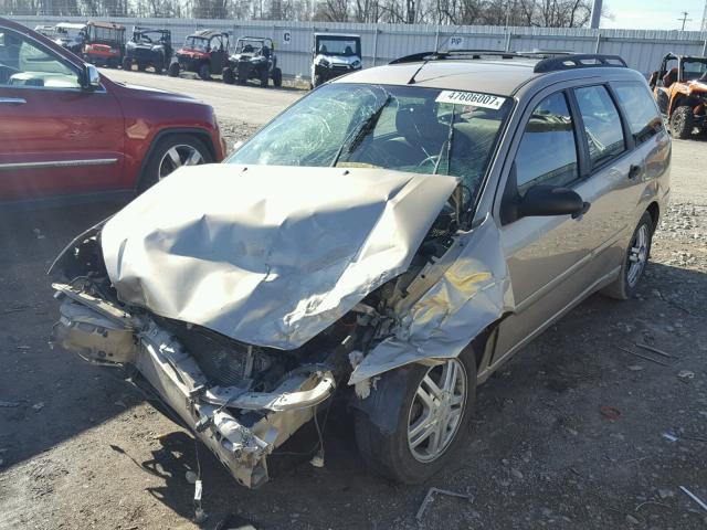 1FAFP36311W347267 - 2001 FORD FOCUS SE TAN photo 2