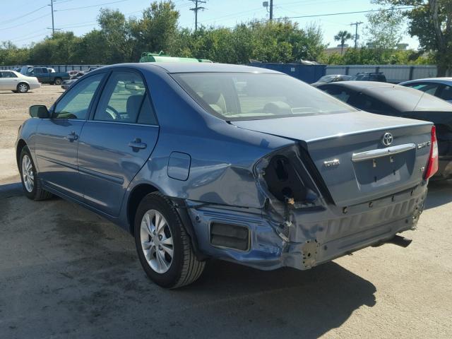 4T1BF32K94U580575 - 2004 TOYOTA CAMRY LE ლურჯი ფოტო 3