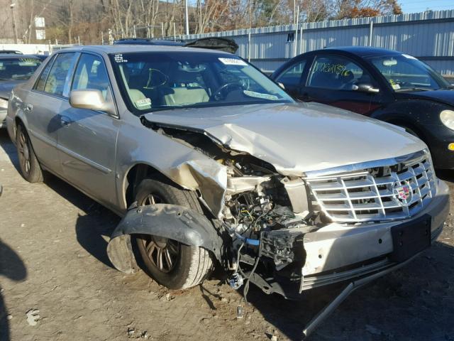 1G6KD57YX8U161372 - 2008 CADILLAC DTS BEIGE photo 1