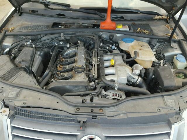 WVWAD63B95E050494 - 2005 VOLKSWAGEN PASSAT GLS GRAY photo 7