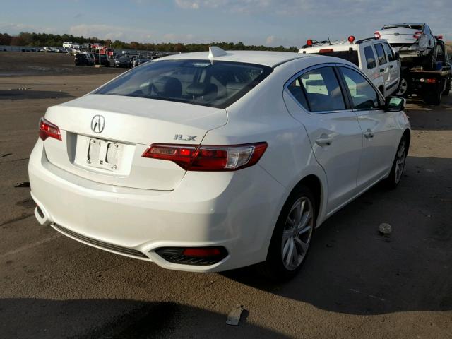 19UDE2F39HA011022 - 2017 ACURA ILX BASE WHITE photo 4